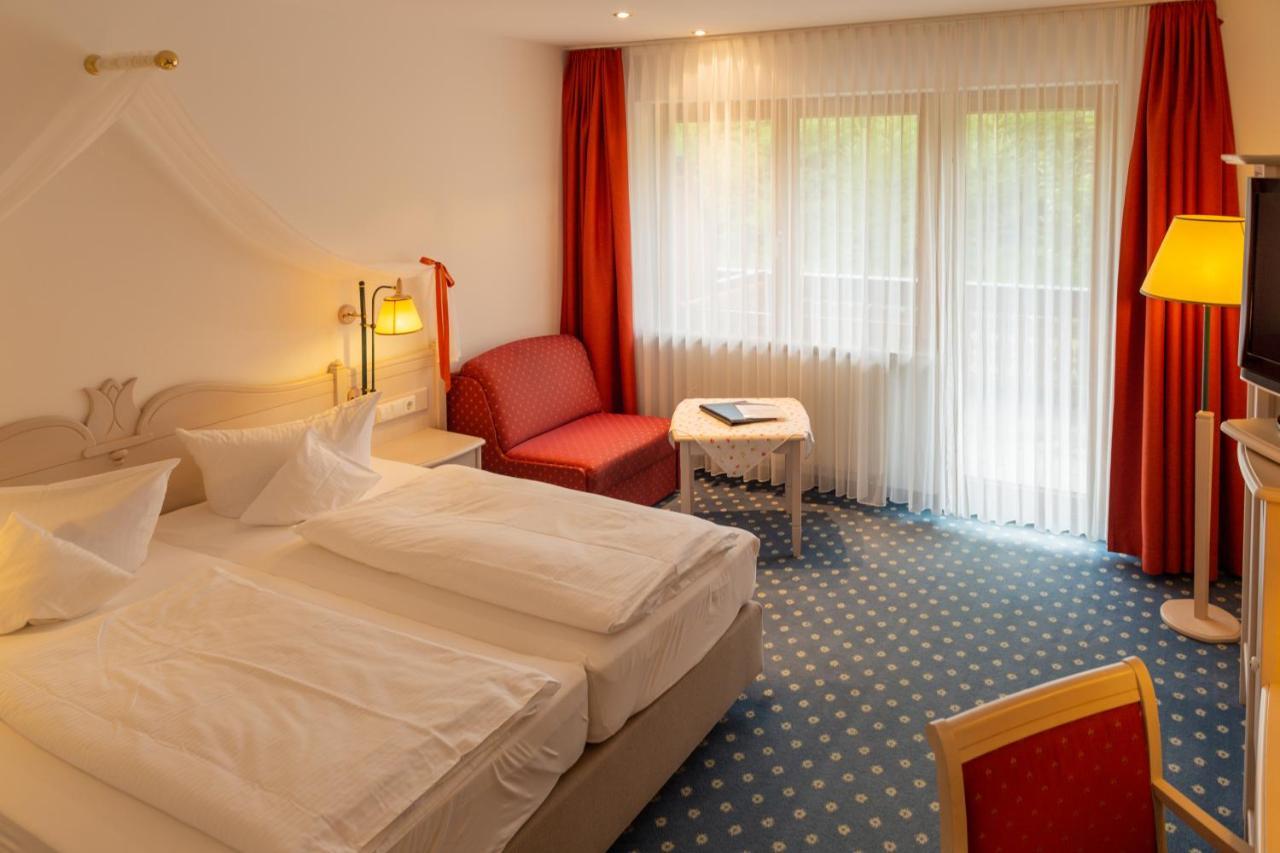 Hotel Schoene Aussicht Хорнберг Экстерьер фото